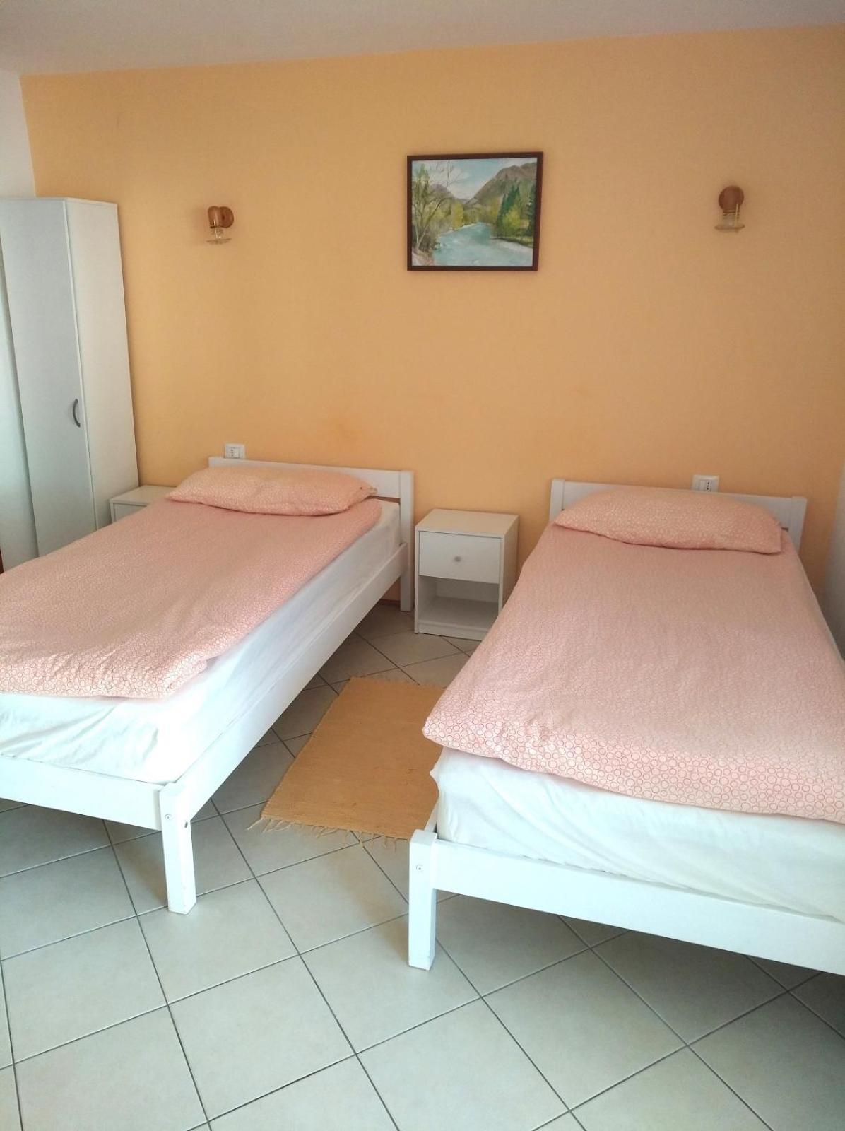 Apartma Gorjan โทลมิน ภายนอก รูปภาพ