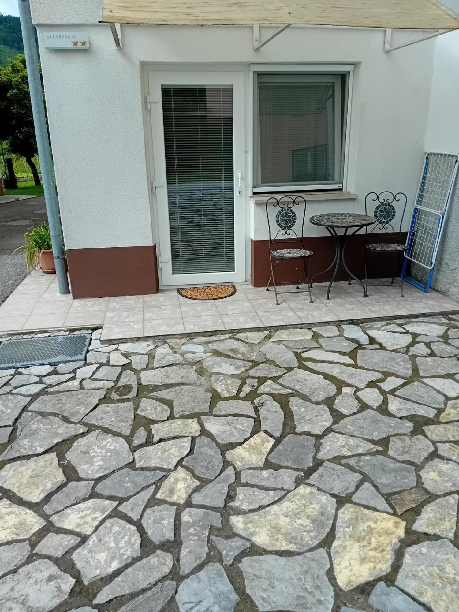 Apartma Gorjan โทลมิน ภายนอก รูปภาพ